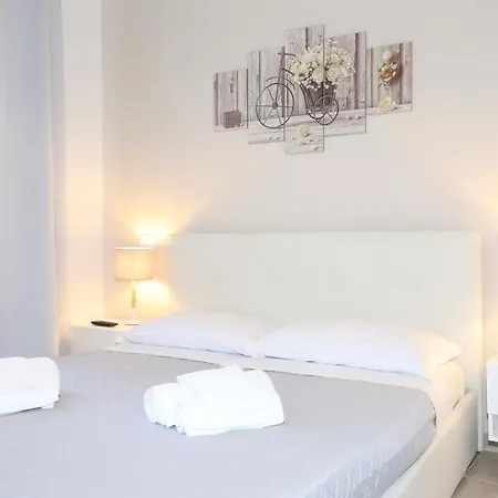 Unique Luxury Apartment And Rooms Rome Exterior photo