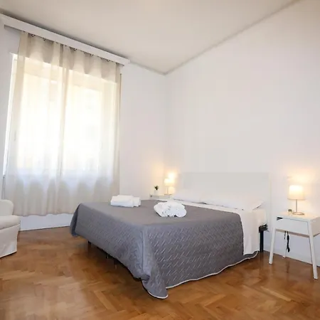 Unique Luxury Apartment And Rooms Rome Exterior photo