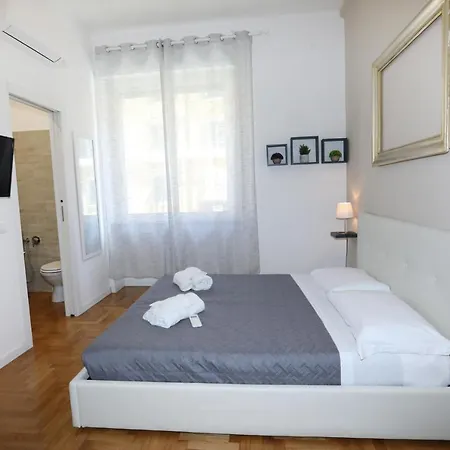 Unique Luxury Apartment And Rooms Rome Exterior photo